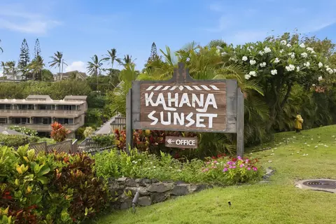 4909 Lower Honoapiilani Rd #E3E, Lahaina, HI 96761 photo 1