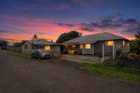 27 Paina St, Makawao, HI 96768
