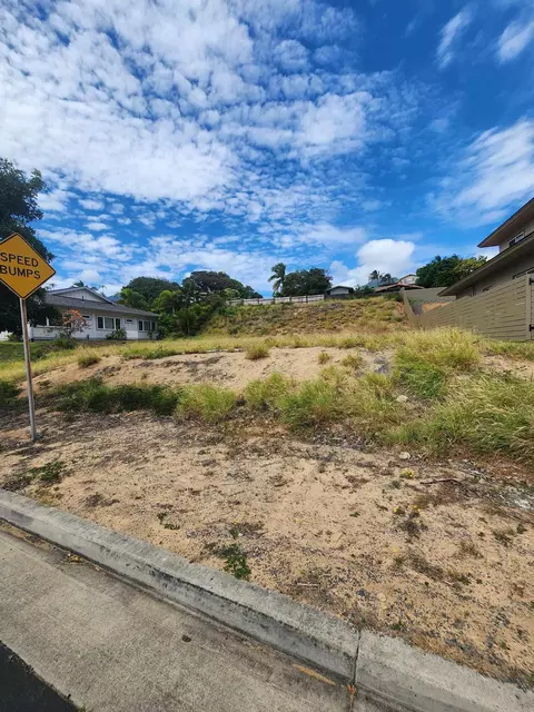 128 Keoneloa St #16, Wailuku, HI 96793