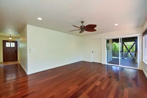 Living - 6 Iris Pl, Lahaina, HI 96761 photo 7 of 11