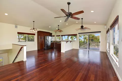Living - 6 Iris Pl, Lahaina, HI 96761 photo 2 of 11