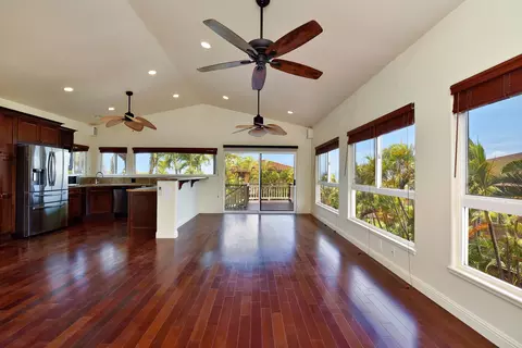 Living - 6 Iris Pl, Lahaina, HI 96761 photo 4 of 11