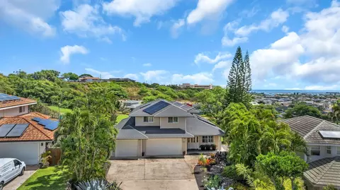 25 Kamalei Cir, Kahului, HI 96732