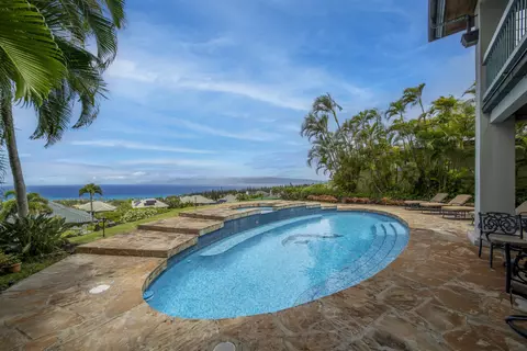 Exterior - 212 Crestview Rd, Lahaina, HI 96761 photo 6 of 9