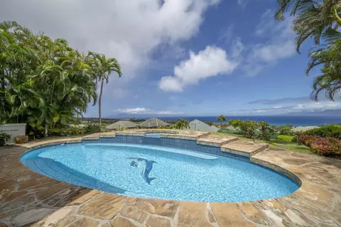 Exterior - 212 Crestview Rd, Lahaina, HI 96761 photo 4 of 9