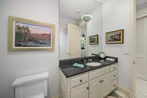 Bath - 212 Crestview Rd, Lahaina, HI 96761 photo 1 of 8