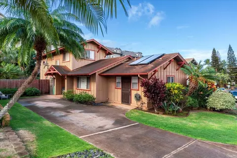 30 Haku Hale Pl, Lahaina, HI 96761
