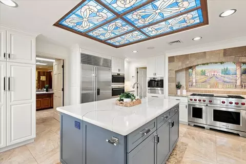 Kitchen - 54 Hakui Loop, Lahaina, HI 96761 photo 2 of 5