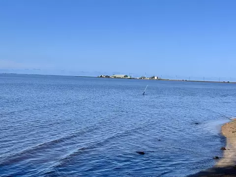 320 Seaside Pl, Kaunakakai, HI 96748