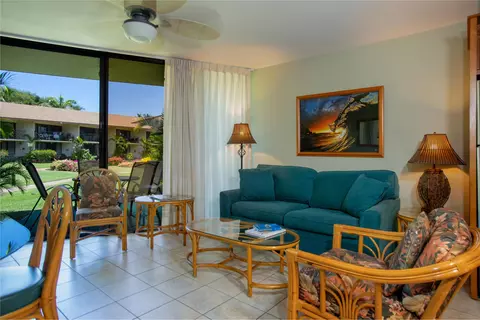 49 W Lipoa St #107, Kihei, HI 96753