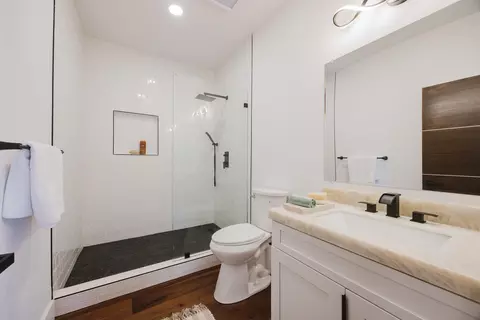 Bath - 101 Elepaio Pl #A, Kula, HI 96790 photo 1 of 6