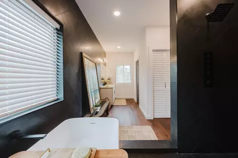Bath - 101 Elepaio Pl #A, Kula, HI 96790 photo 4 of 6
