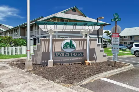 71 Kopi Ln #2102, Wailuku, HI 96793