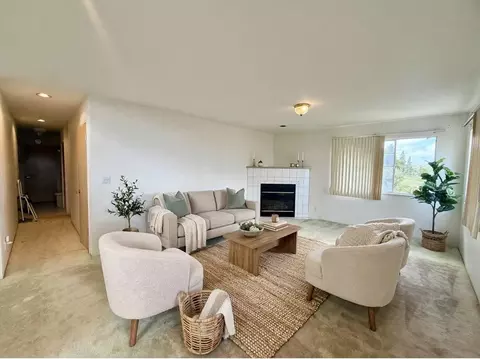 Living - 70 Akea Pl, Kula, HI 96790 photo 1 of 3