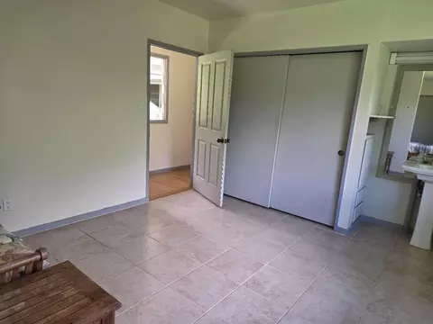 Bedroom - 1063 Kauhikoa Rd, Haiku, HI 96708 photo 3 of 3