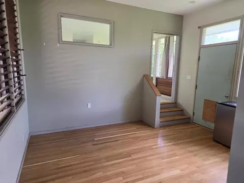 Living - 1063 Kauhikoa Rd, Haiku, HI 96708 photo 2 of 2