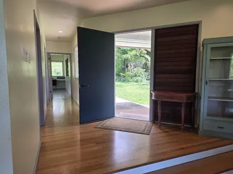 Entry Way - 1063 Kauhikoa Rd, Haiku, HI 96708 photo 1 of 1