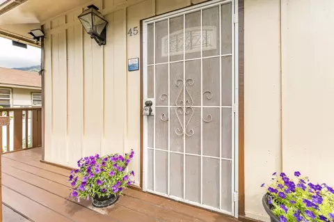 45 Puahau Pl, Wailuku, HI 96793