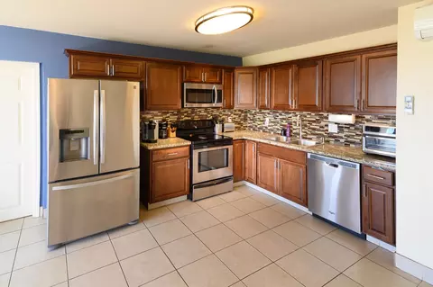 1993 S Kihei Rd #201, Kihei, HI 96753