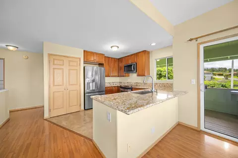 Kitchen - 8 Paliuli Pl, Kula, HI 96790 photo 3 of 3