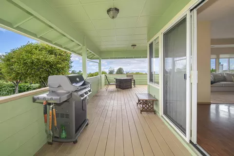 Exterior - 8 Paliuli Pl, Kula, HI 96790 photo 6 of 14