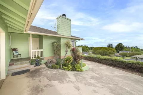 Exterior - 8 Paliuli Pl, Kula, HI 96790 photo 13 of 14