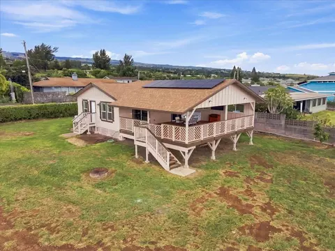 284 Alalani St, Makawao, HI 96768