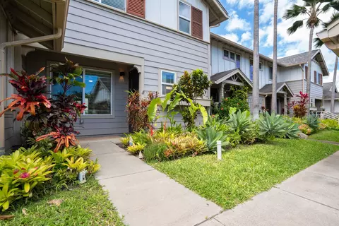 668 Meakanu Ln #1402, Wailuku, HI 96793