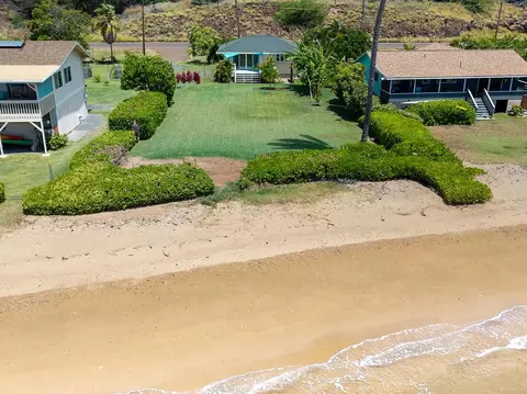 2176 Kamehameha V Hwy, Kaunakakai, HI 96748
