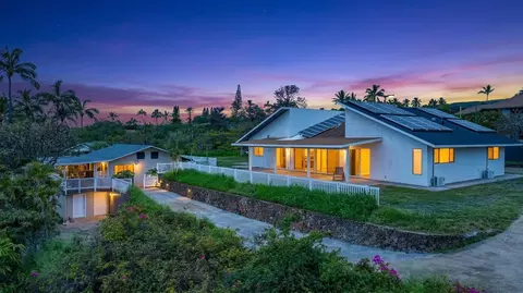 614 Kupulau Dr, Kihei, HI 96753