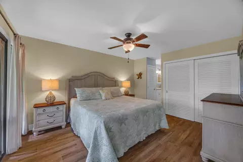 Bedroom - 3788 Lower Honoapiilani Rd #E205, Lahaina, HI 96761 photo 1 of 2