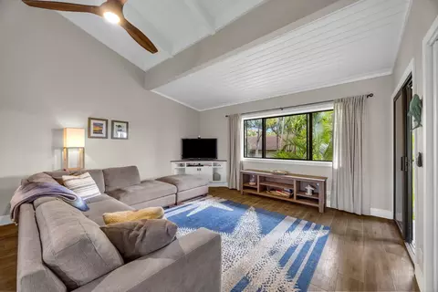 Living - 3788 Lower Honoapiilani Rd #E205, Lahaina, HI 96761 photo 3 of 5