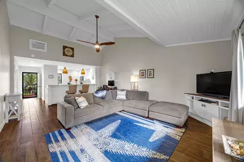 3788 Lower Honoapiilani Rd #E205, Lahaina, HI 96761