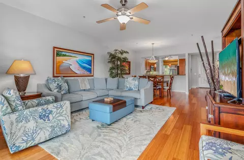 24 Kilolani Ln #K202, Kihei, HI 96753
