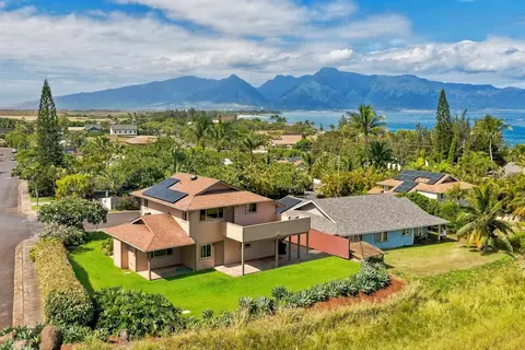4 N Laelua Pl, Paia, HI 96779