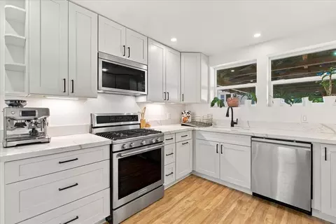 1605 Piihana Rd, Wailuku, HI 96793