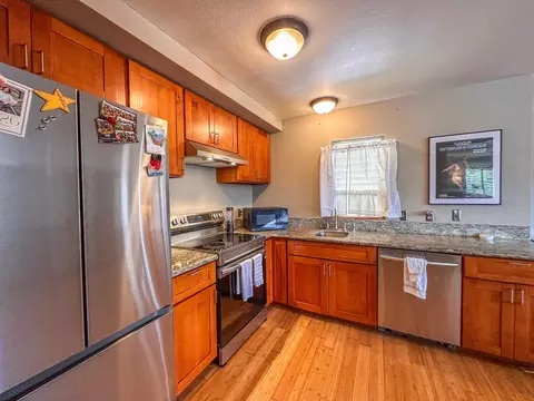 148 Hoomoku St, Kahului, HI 96732