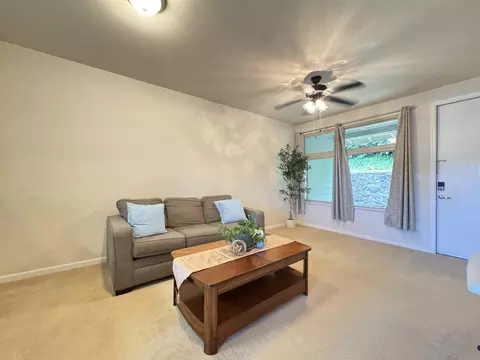 135 Hoowaiwai Loop #2403, Wailuku, HI 96793