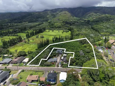 2085 Kahekili Hwy, Wailuku, HI 96793
