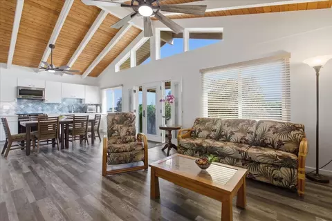 3260 Kihapai Pl, Makawao, HI 96768