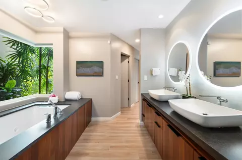 Bath - 45 Kamalii Pl, Haiku, HI 96708 photo 2 of 8