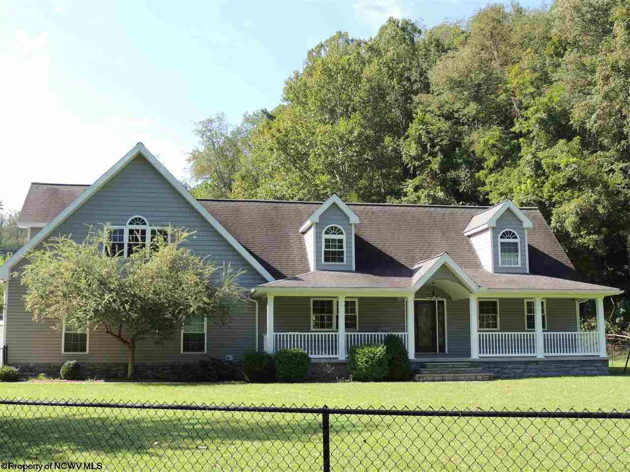 41 Orange Ln, Fairmont, WV 26554 photo 1