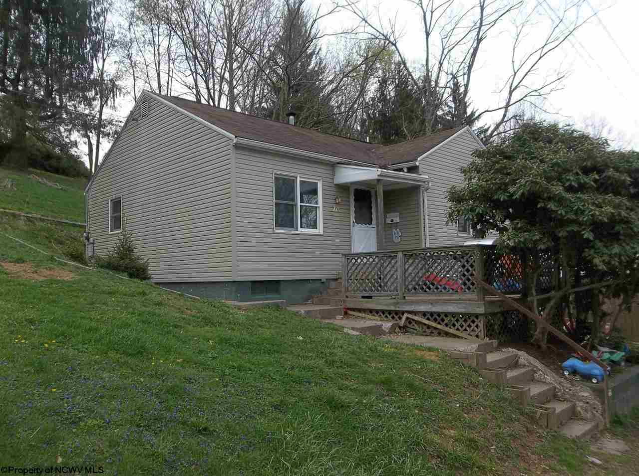 228 Lee Ave, Weston, WV 26452 photo 1