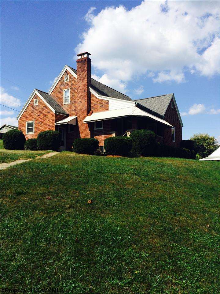 573 S Pike St, Shinnston, WV 26431 photo 1