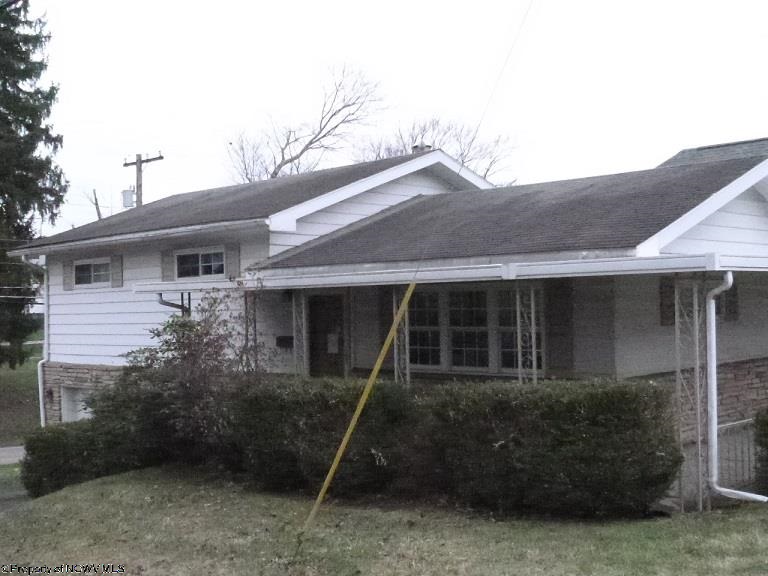 107 Naomi St, Fairmont, WV 26554 photo 1