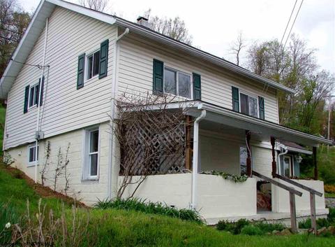 1900 River Rd, Morgantown, WV 26501 photo 2