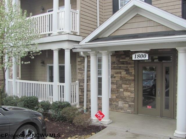 1815 Suncrest Vlg, Morgantown, WV 26505 photo 1