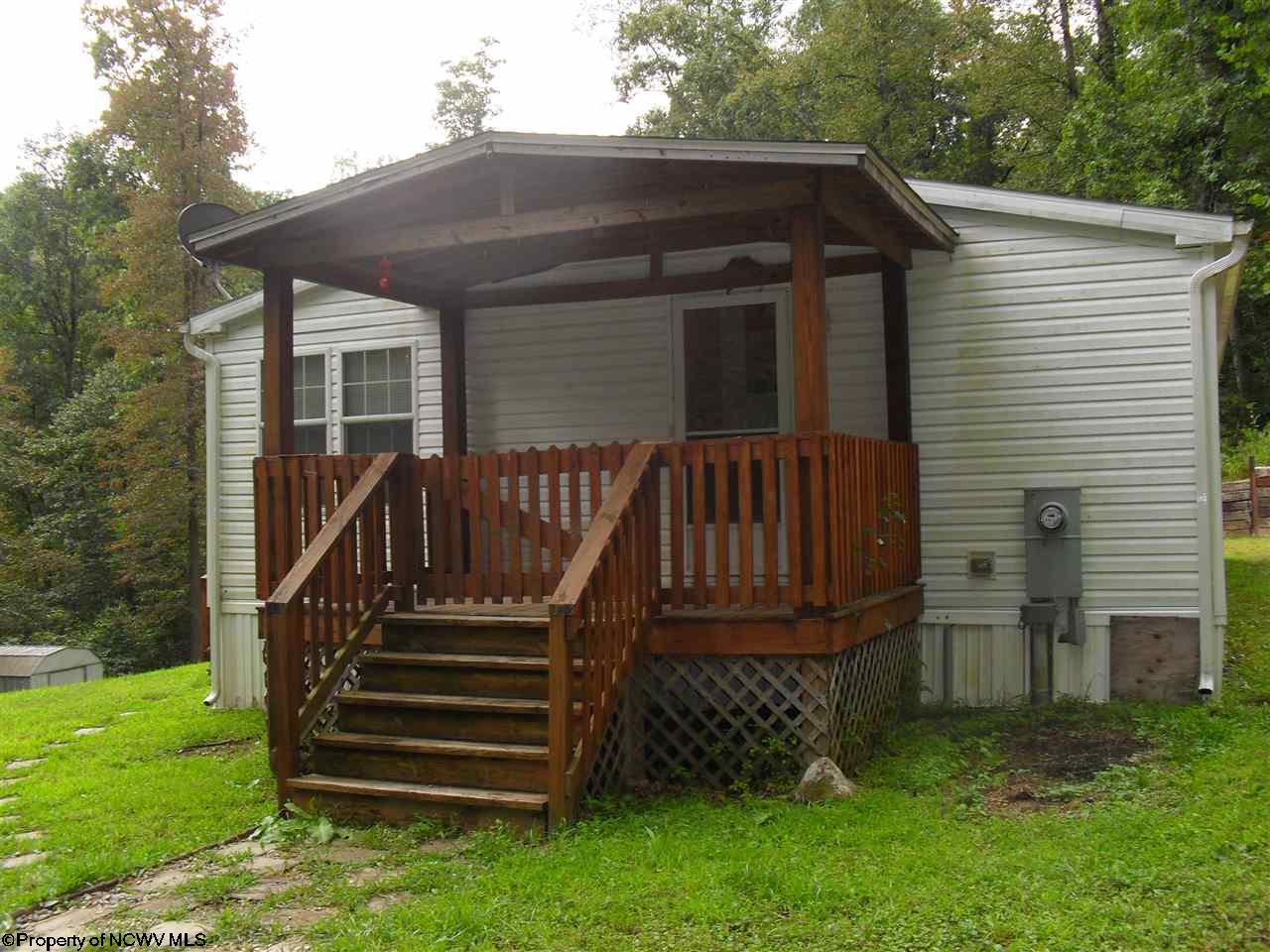 703 Thomas Fork Rd, Mannington, WV 26582 photo 1