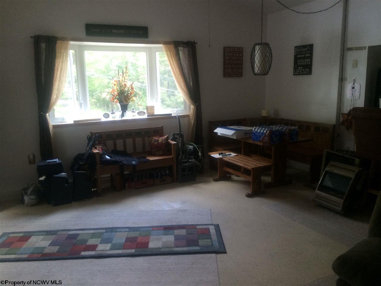 976 Normandy Estate Rd, Bridgeport, WV 26330 photo 10