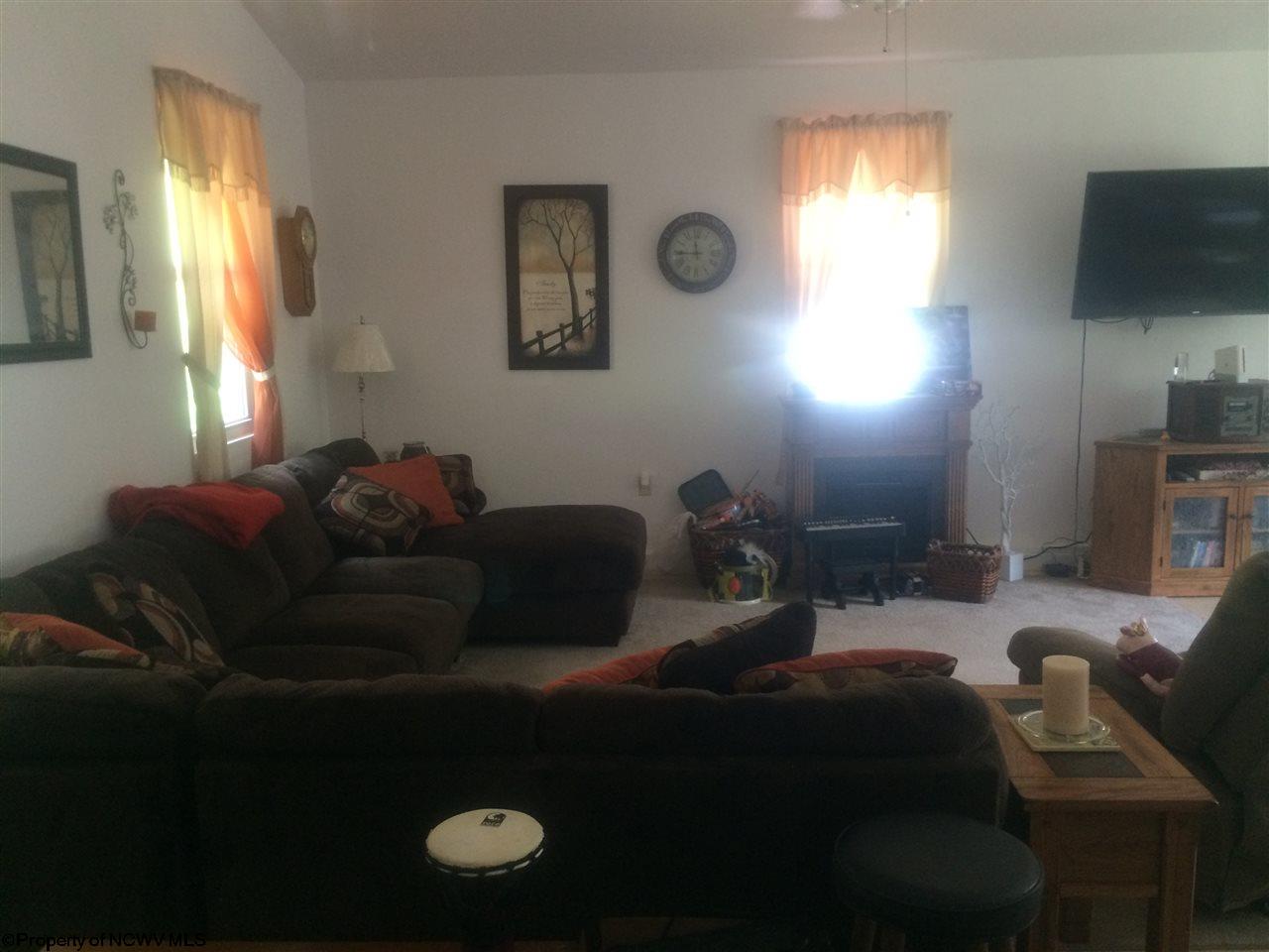 976 Normandy Estate Rd, Bridgeport, WV 26330 photo 8